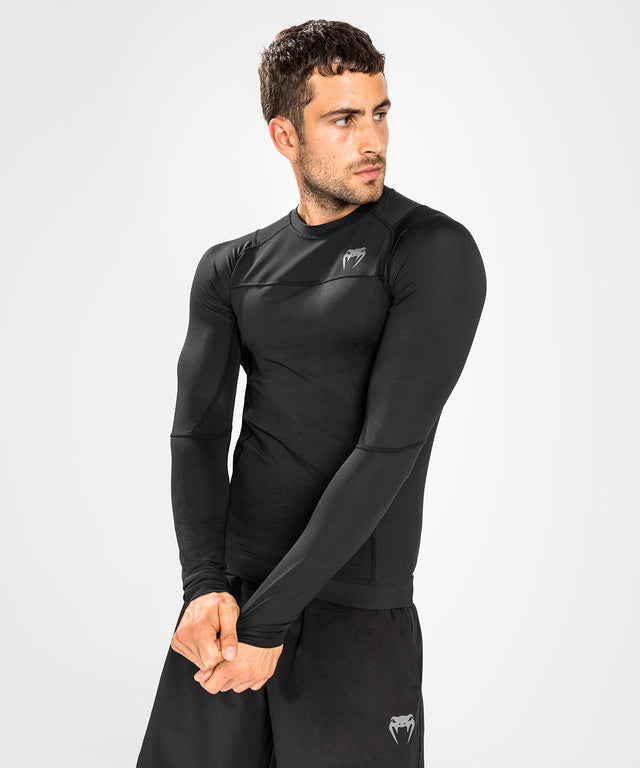 Venum Rashguard G-Fit Air Manga Comprida – Preto/Preto – T-shirt
